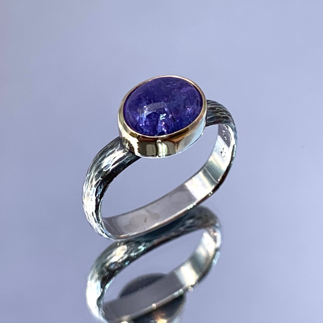 “Tanza Tonight # 3” - Tanzanite Cabochon Ring