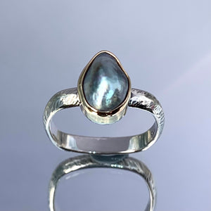 “Kwirky Keshi #1” - Fijian Keshi Pearl Ring