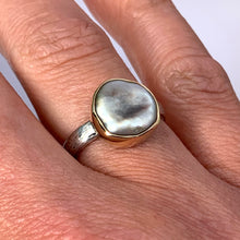 Load image into Gallery viewer, “Kwirky Keshi #3” - Fijian Keshi Pearl Ring
