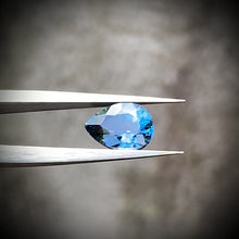 Load and play video in Gallery viewer, Cobalt Blue Spinel 1.31ct Pear

