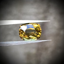 Load and play video in Gallery viewer, Golden Zircon 2.75ct Cushion
